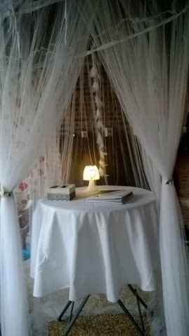 Essai table livre d'or