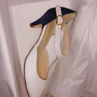 Les chaussures de la mariée : 🌈 ou 🤍 ? - 1