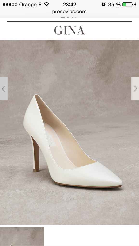 Montrez moi vos chaussures de rechange - 1