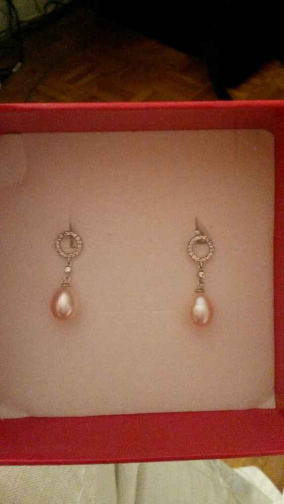 Boucles d'oreilles... conquise ! - 1