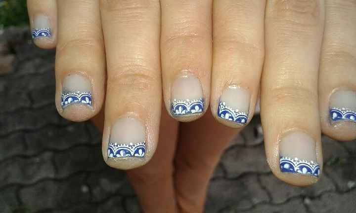 Mes ongles très courts mais jolis quand même !