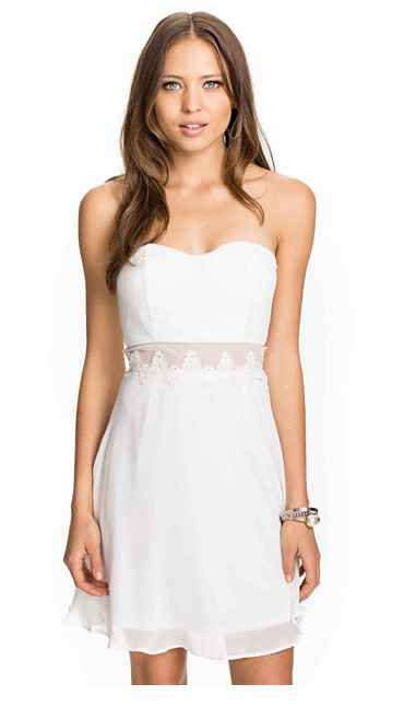 Robe Elise Ryan