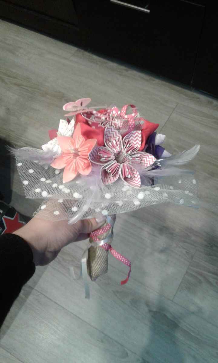 Bouquet origami