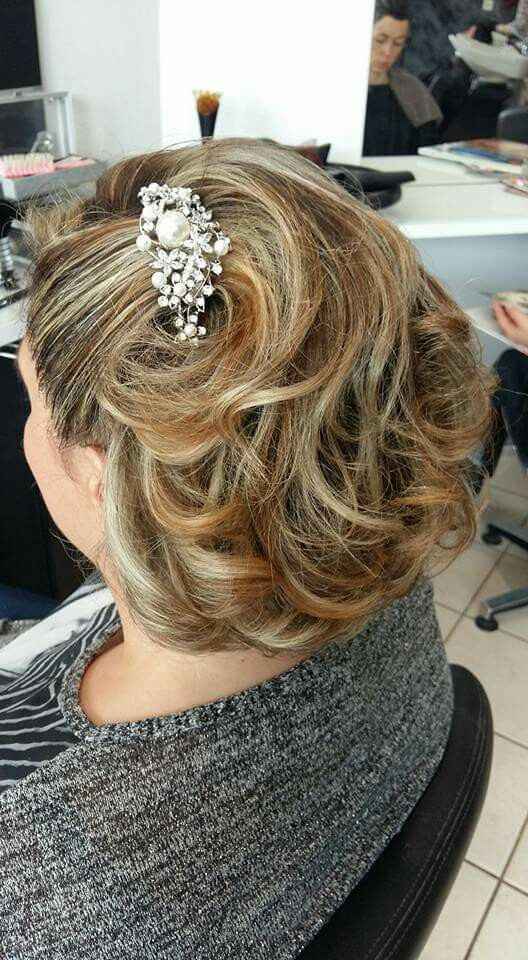 20 idées de coiffures pour carré court - 1