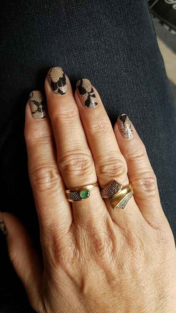 Montrez-moi vos mains :-) - 1