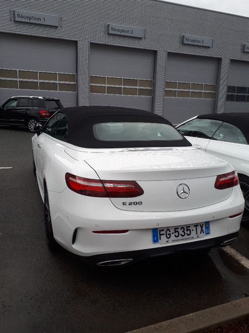 Mr à enfin réserver la voiture. 3