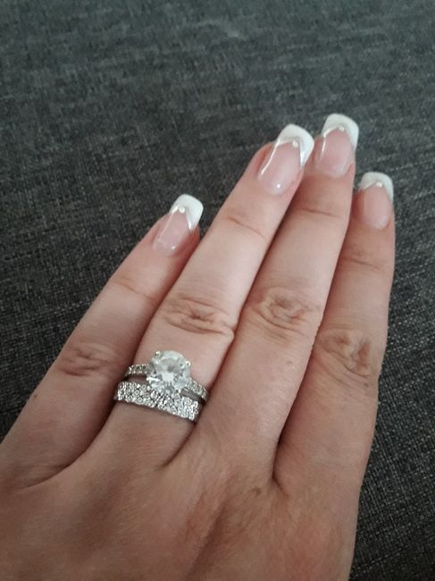Le mariage passé, porter ou non sa bague de fiançailles ? 💍 - 1
