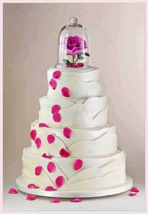 Wedding cake pour les fans de Disney - 3