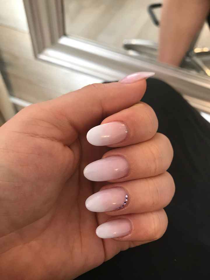 De quelle couleur seront tes ongles le jour J ? - 1