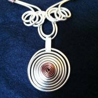 Collier de la mariée (vue devant)