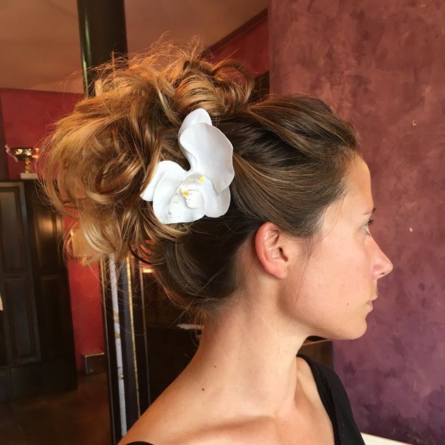 Qui aura des fleurs dans ses cheveux ? - 1