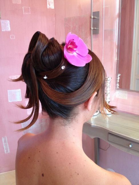 Ma coiffeuse fait des trucs de ouf !! attention les yeux ca pique !! - 12