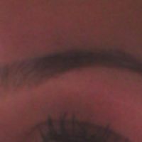 Sourcils parfaits pour le jour j - 2