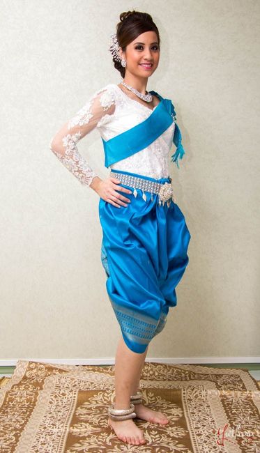 Tenue traditionnelle Khmer