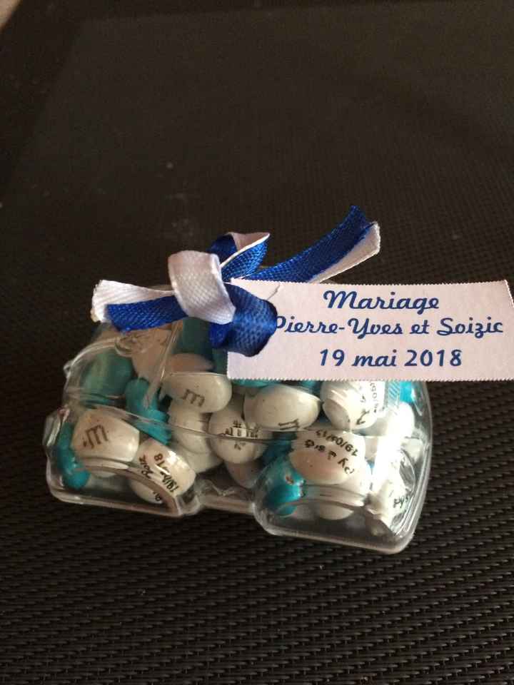 Essaie contenants dragées et M&ms - 3