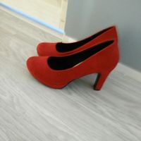 Chaussures de couleur pour le jour j? - 1