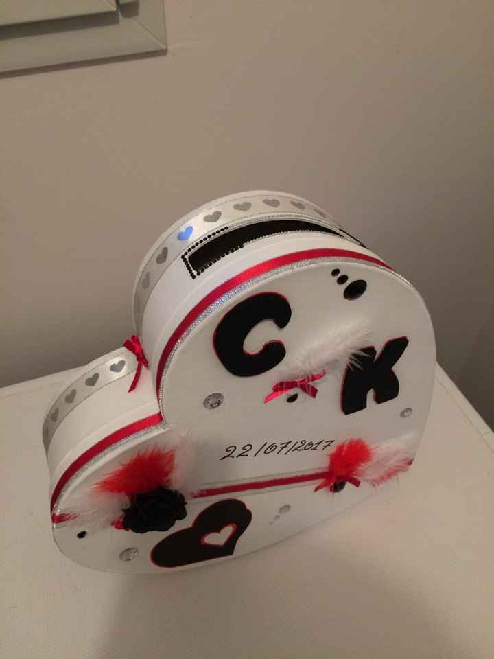 Urne, coussin alliance , livre d'or , pot fleur - 1