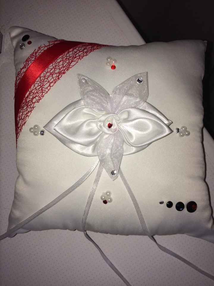 Urne, coussin alliance , livre d'or , pot fleur - 5