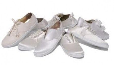 des baskets pour un mariage