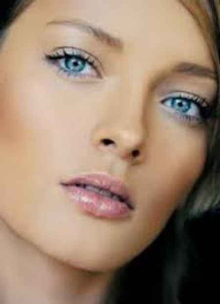 maquillage yeux bleus