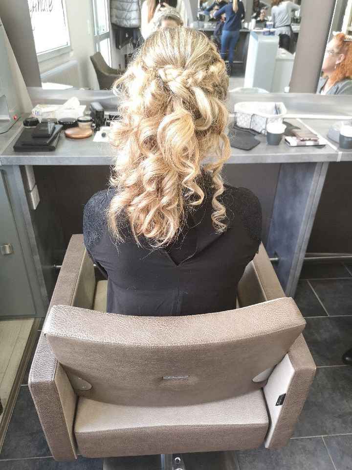 Essaie coiffure et nouvel essayage de robe - 5