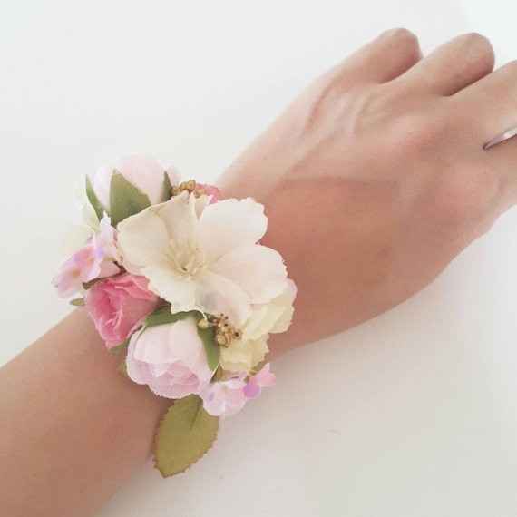 bracelet fleuri 