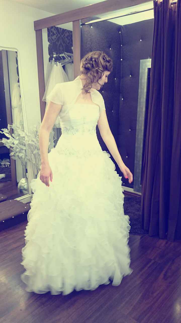 1er essaie coiffure avec 1er essaie robe - 1