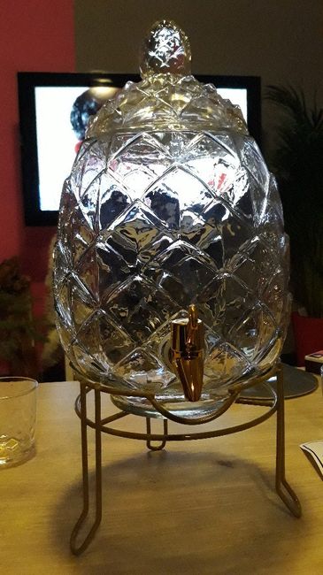 Distributeurs en verre - 1
