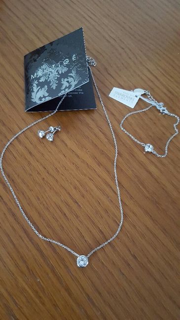 Doute parure bijoux - 1