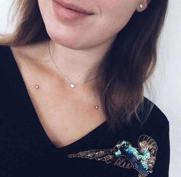 Strass sur le corps - 1