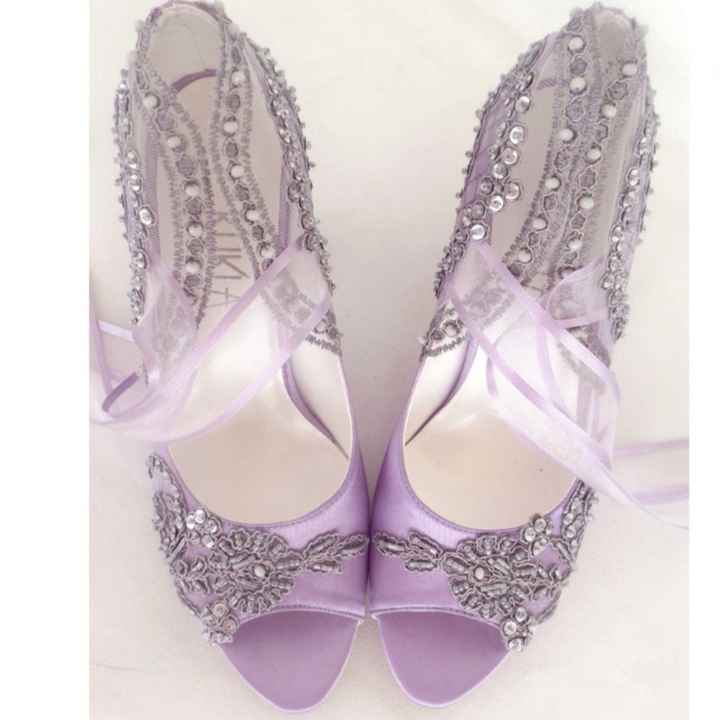 Des chaussures colorées - 2