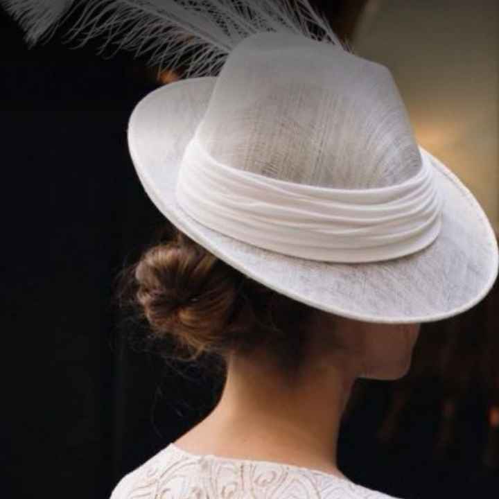 Les mariés en chapeau 🤠 - 3