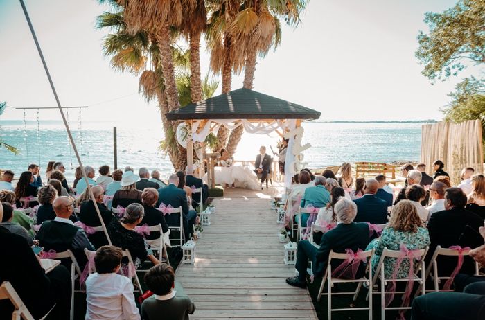 C'est (enfin) l'été ! 8 idées de mariages à la plage 🌊 4