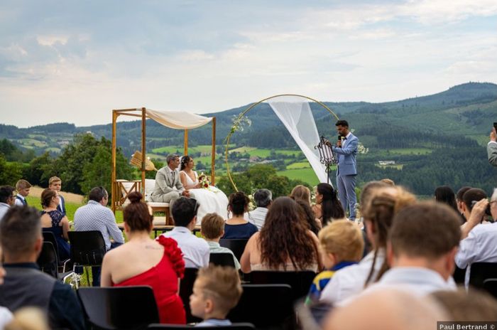 Mariage en août : invités présents ? 😎 1