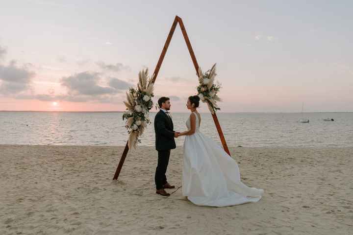 C'est (enfin) l'été ! 8 idées de mariages à la plage 🌊 - 9