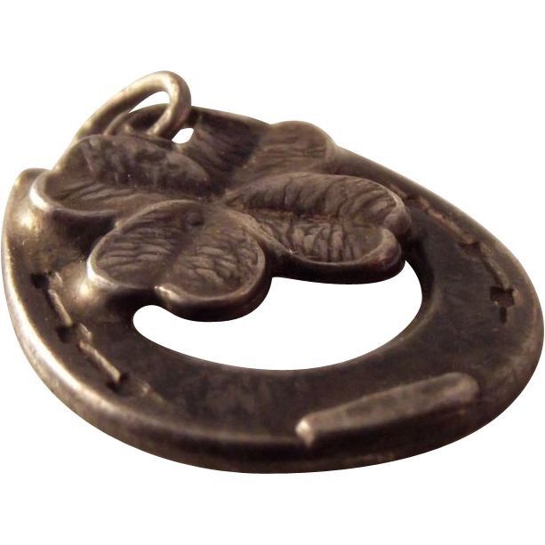 Inspiration.... thème porte bonheur !! 55