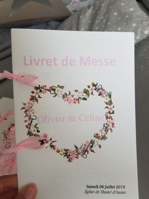 Bâtons et livret de messe - 2