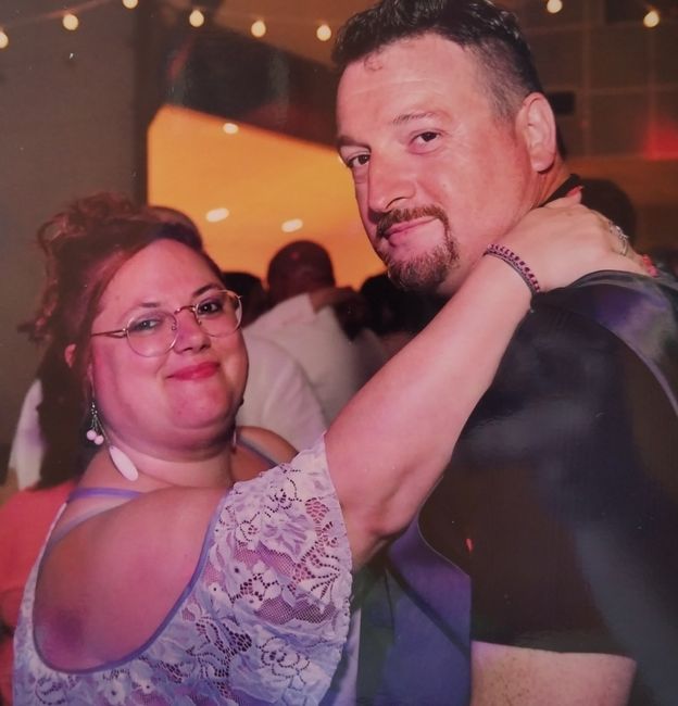 Nous deux au mariage de ma sœur de cœurs ou j'etait témoin 
