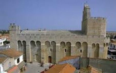 église