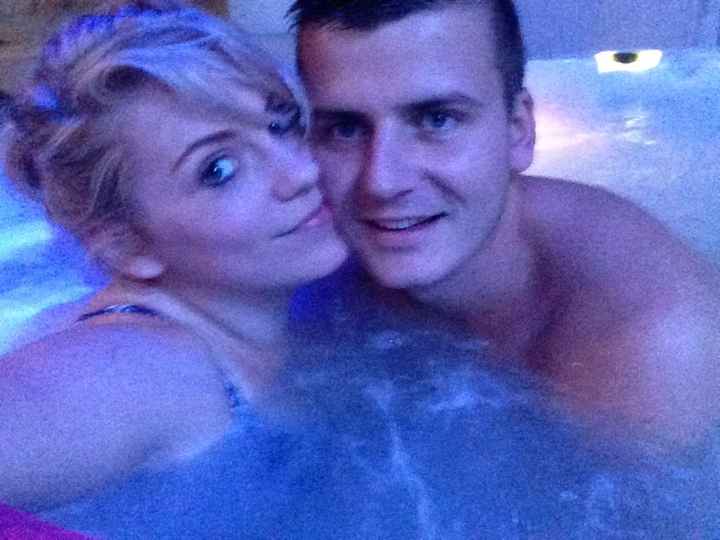 Le club des mariées avec photo de couple - 2