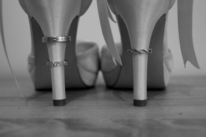 alliance bague de fiançailles chaussures de mariée