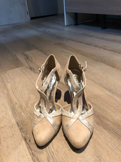 Chaussures trouvées - 4