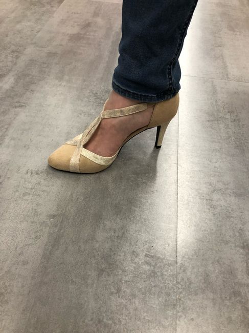 Chaussures trouvées - 5