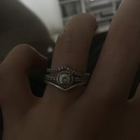 Romantique vs Glamour : la bague de fiançailles 💍 - 1