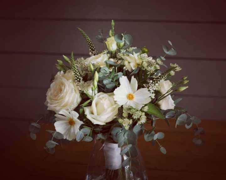 Bouquet  blanc ou bouquet coloré ? - 1