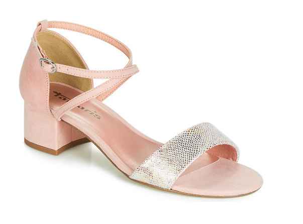 Simples mais un petit coté brillant quand même et moins de talon