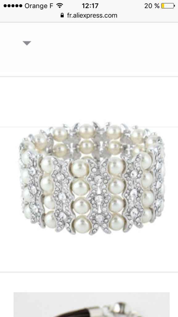 Accorder les bijoux et la robe - 1