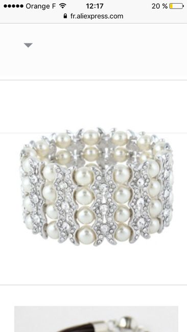 Accorder les bijoux et la robe - 1