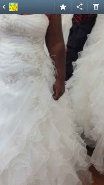 Où trouver le laçage de ma robe ?  - 1