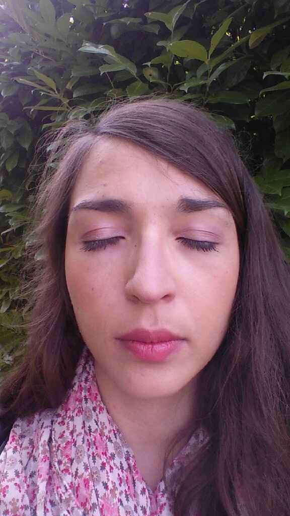 Premier essai maquillage : un peu perdue... - 2